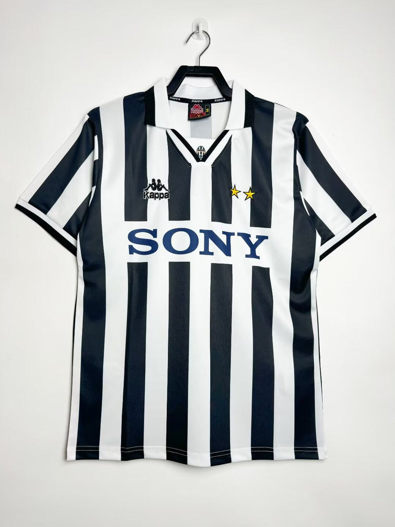 Camiseta Retro Juventus Home 1995/96