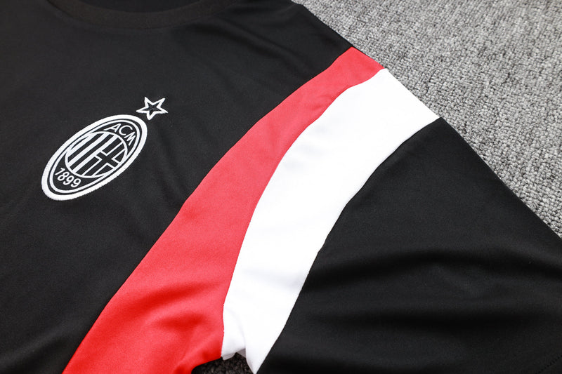 Camiseta y pantalón AC Milan 23/24