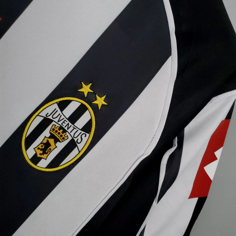 Camiseta Retro Juventus Home 02/03