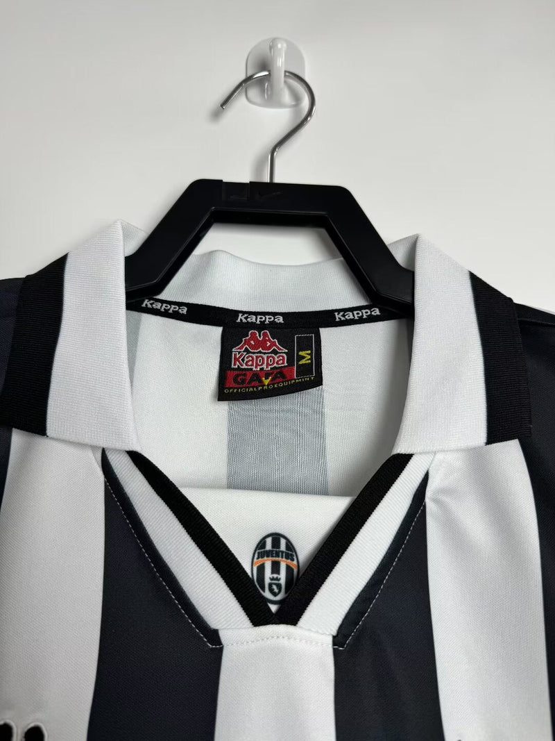 Camiseta Retro Juventus Home 1995/96