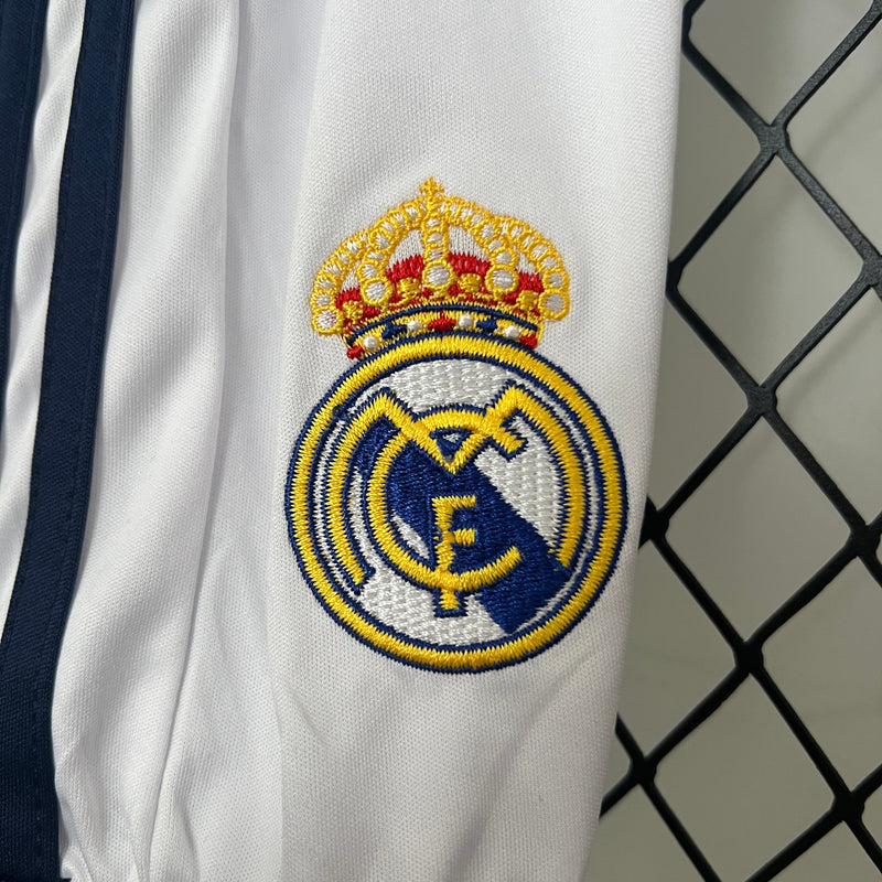 Camiseta y Pantalones Cortos Niños Real Madrid Home Retro 12/13