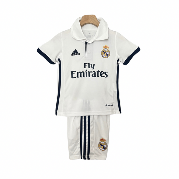 Camiseta y Pantalones Cortos Niños Real Madrid Home Retro 16/17