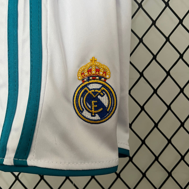 Camiseta y Pantalones Cortos Niños Real Madrid Home Retro 17/18