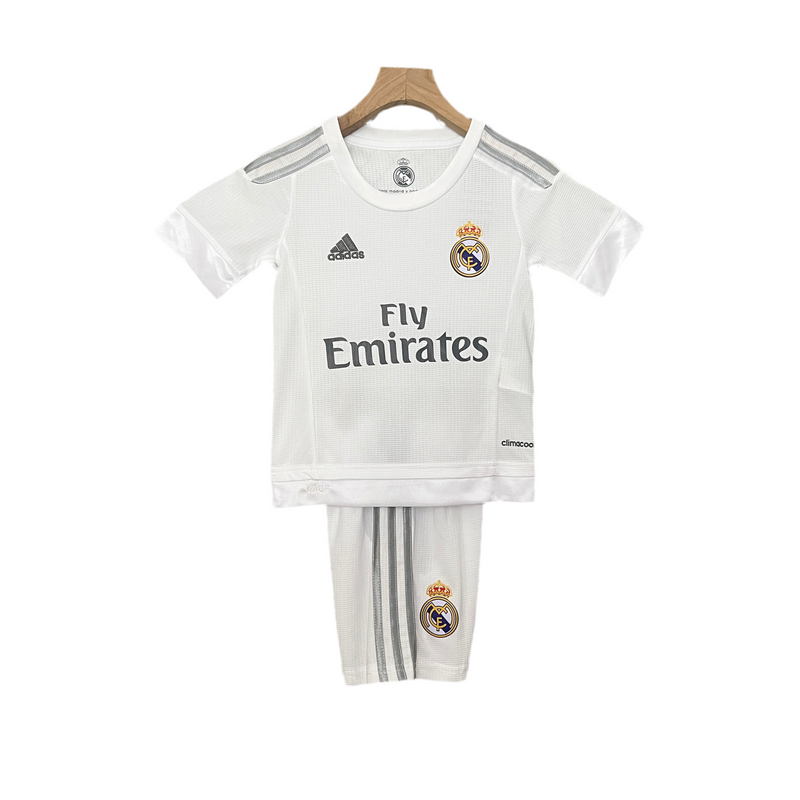 Camiseta y Pantalones Cortos Niños Real Madrid Home Retro 15/16