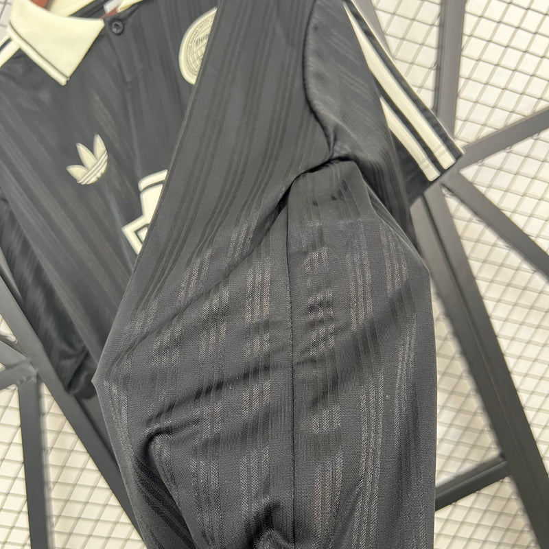 Camiseta Adidas x Oasis Tour
