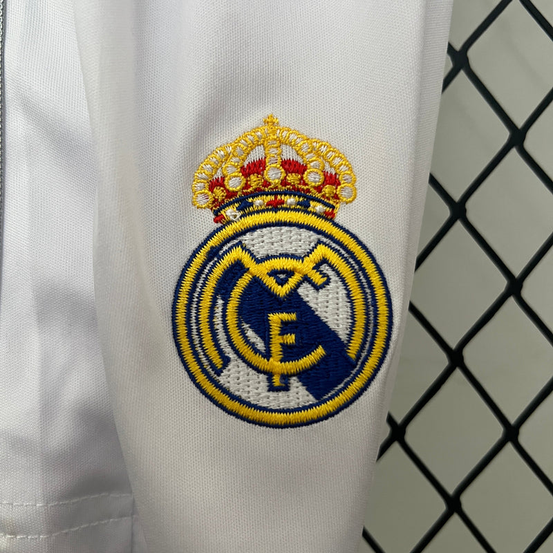 Camiseta y Pantalones Cortos Niños Real Madrid Home Retro 13/14