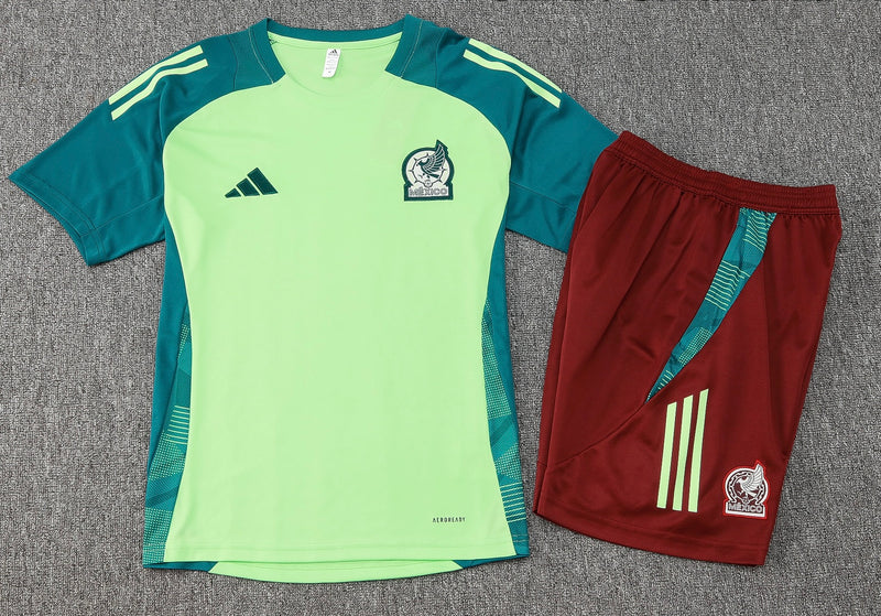 Camiseta y Pantalón entrenamiento México 24/25