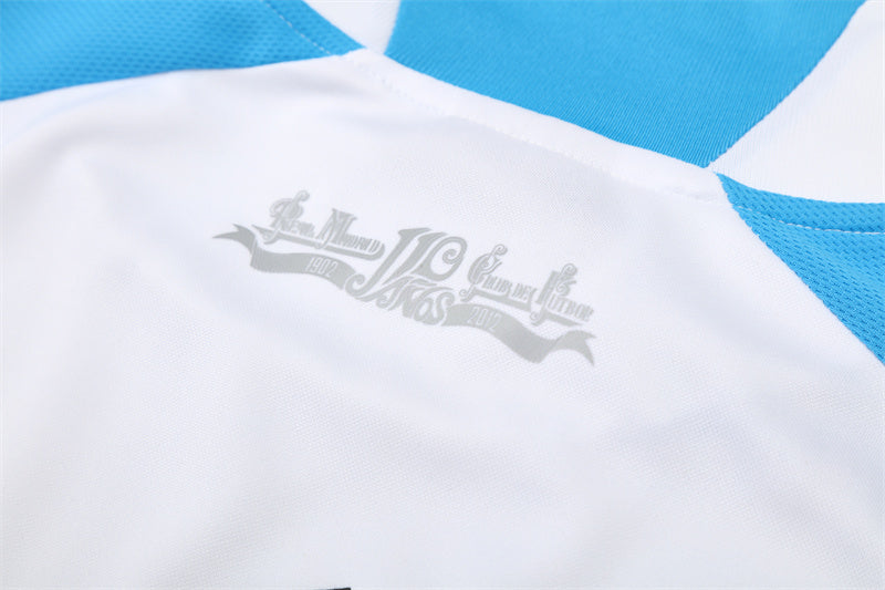 Camiseta de entrenamiento retro de manga larga del Real Madrid 12/13