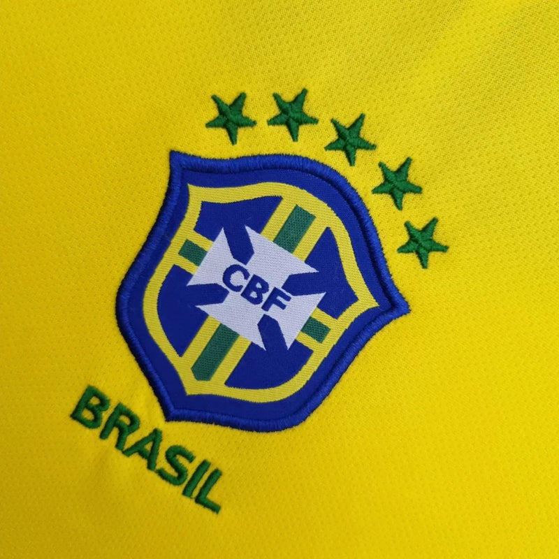 Camiseta Brasil Retro 2004