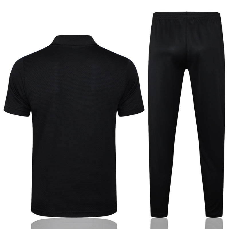 Camiseta y pantalón Manchester United 25/26