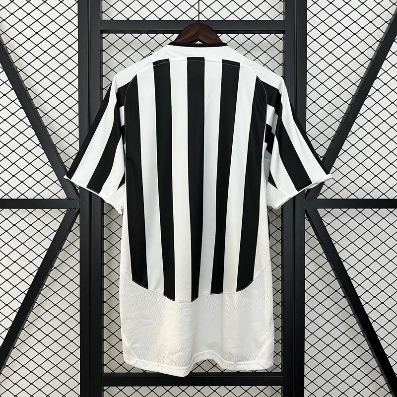 Camiseta Retro Juventus Home 03/04