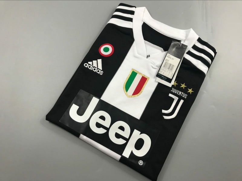 Camiseta Retro Juventus Home 18/19 - Con Patch